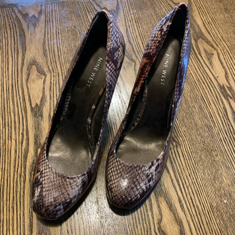 Nine West Heels Sz 81/2